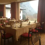 Hotel Italia 3*