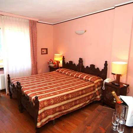 Hotel Italia Brusson