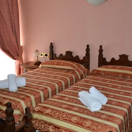 Hotel Italia 3*